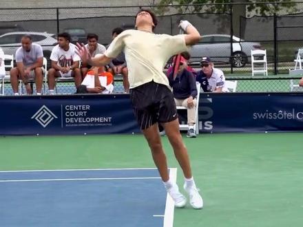 国家队的首 国家队的首