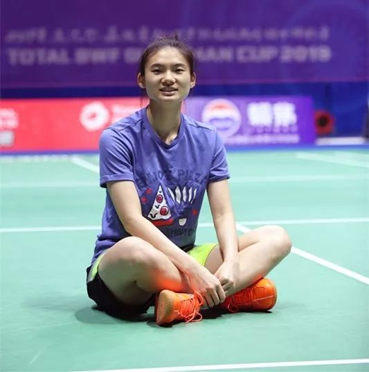 选手都会面 选手都会面