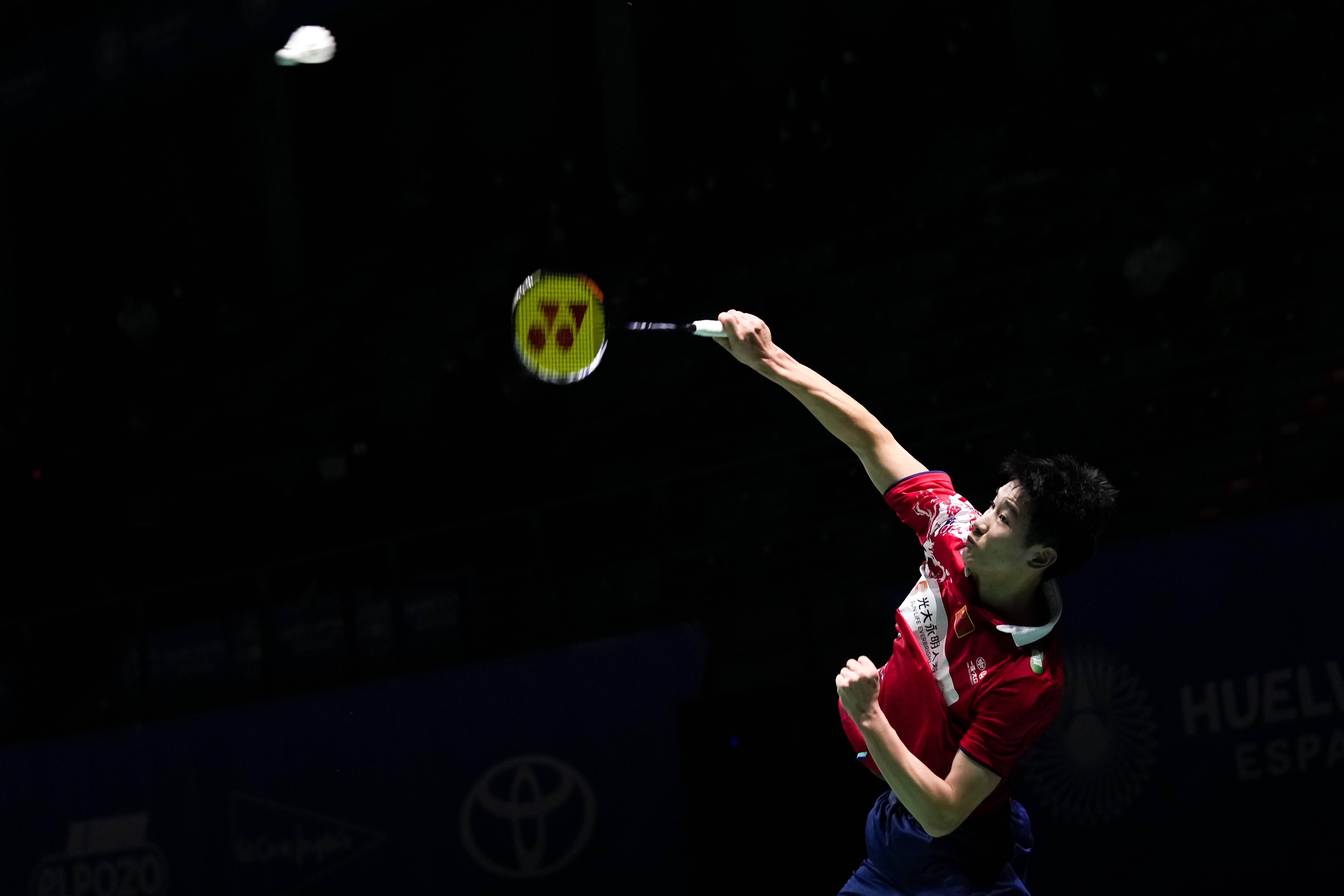 了与管理层 了与管理层